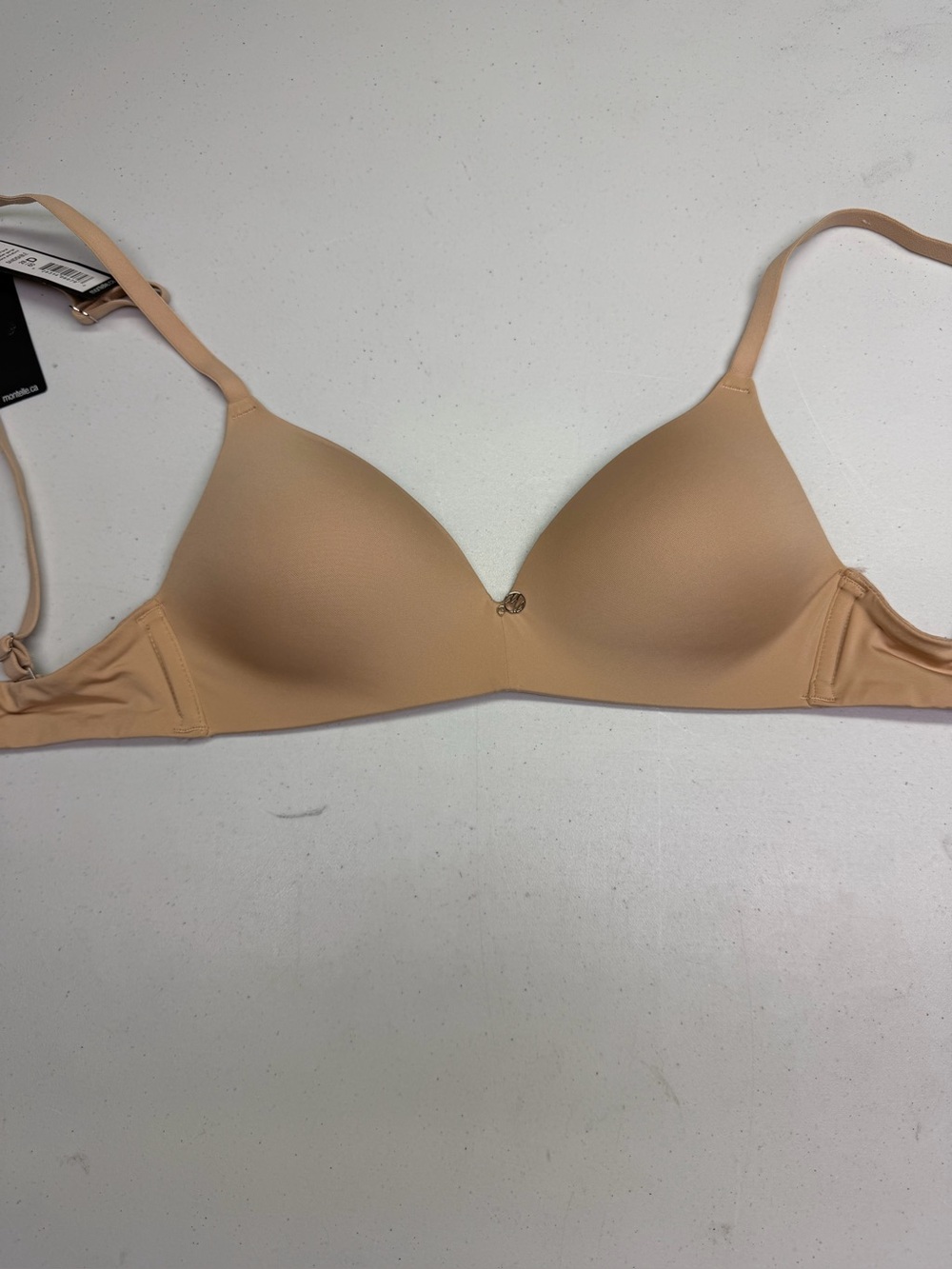 NWT Montelle Wire-Free T-Shirt Bra Sand 28D Convertible Straps *P1015